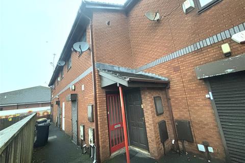 2 bedroom duplex to rent, Middleton Road (Rear Of), Oldham OL9