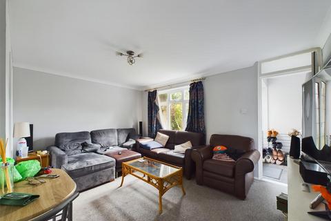 4 bedroom terraced house for sale, Winterbourne Road, Chichester