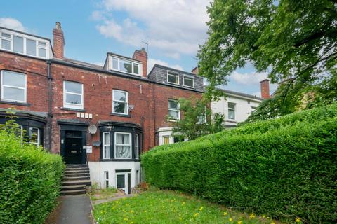 6 bedroom house to rent, Hyde Park Road, Leeds