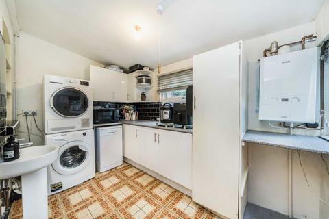 4 bedroom semi-detached house for sale, Sarsfeld Road, London SW12