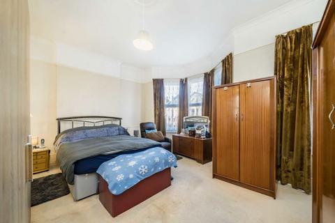 110 Sarsfeld Road, London, SW12 8HL