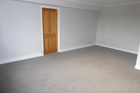 2 bedroom flat for sale, Carlton Court, Watford WD19