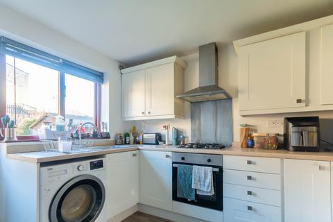 2 bedroom semi-detached house for sale, The Oval, Bingley, West Yorkshire, BD16