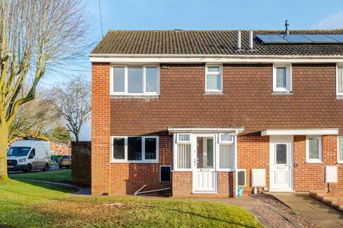 3 bedroom semi-detached house for sale, Banbury,  Oxfordshire,  OX16