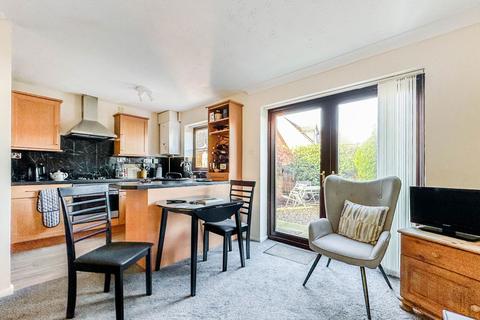9 Commodore Croft, Hull, HU1 2EL