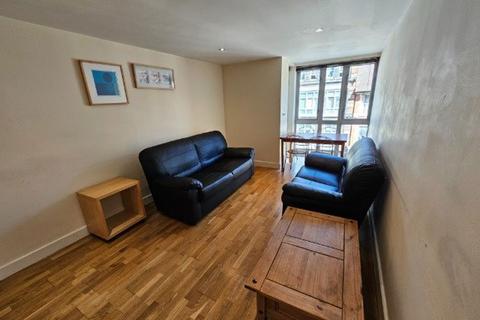 2 bedroom flat to rent, Derby Road, Nottingham NG1