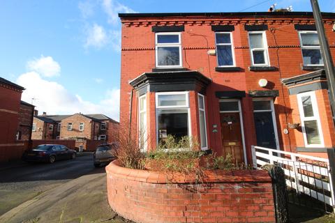 2 bedroom end of terrace house for sale, Kendal Road, Stretford, M32 0DZ