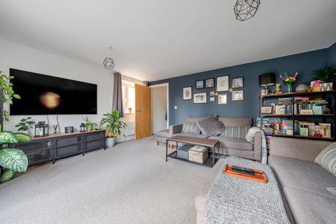 23 Dob Park Close, Nottingham, NG6 0FA