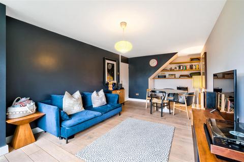 2 bedroom flat for sale, New Wanstead, Wanstead