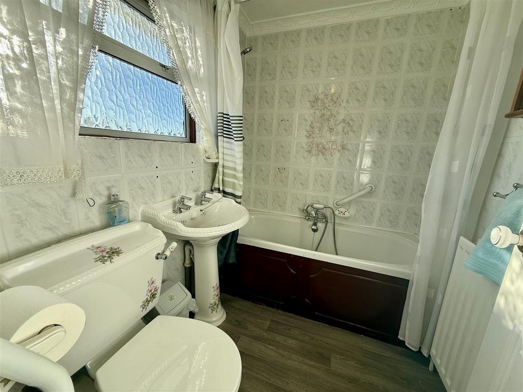 Bathroom/W.C