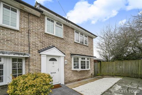 3 bedroom end of terrace house for sale, Copthorne Avenue, Ilford IG6