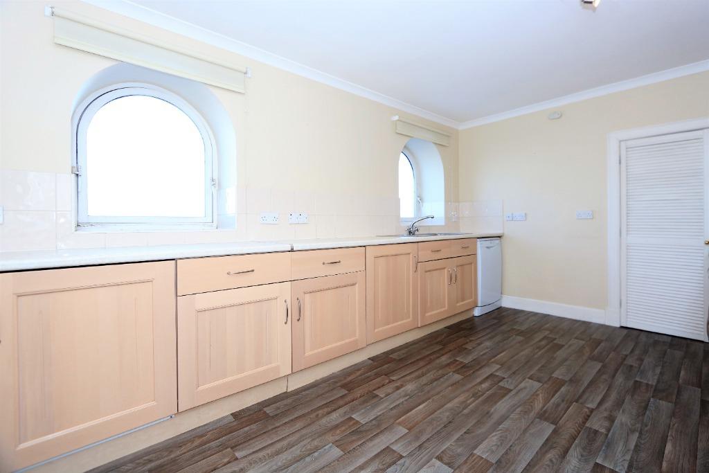 5 16710294942304.jpg