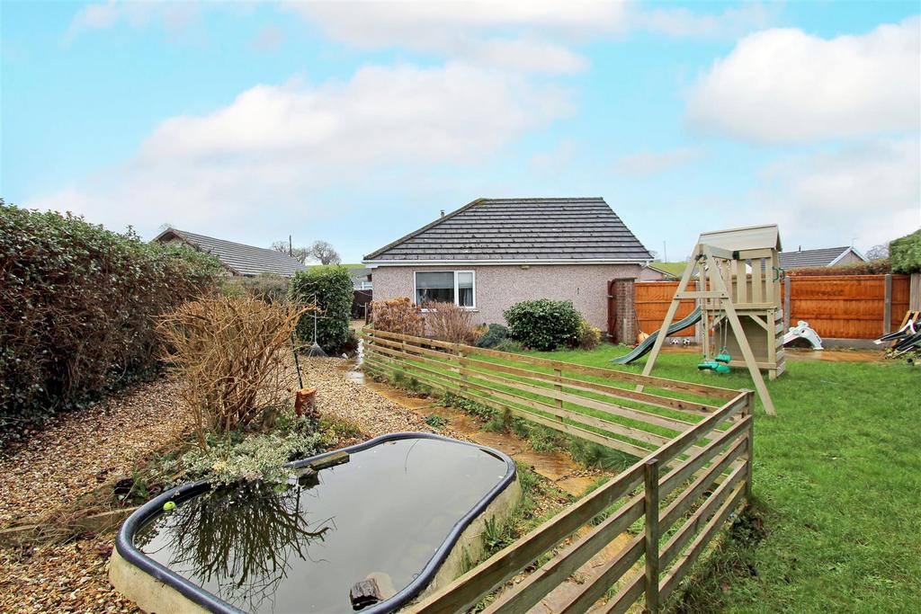 Rear Garden..JPG