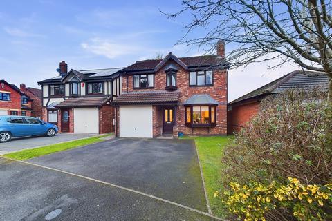 4 bedroom detached house for sale, Ostler Drive, Worcester, Worcestershire, WR2