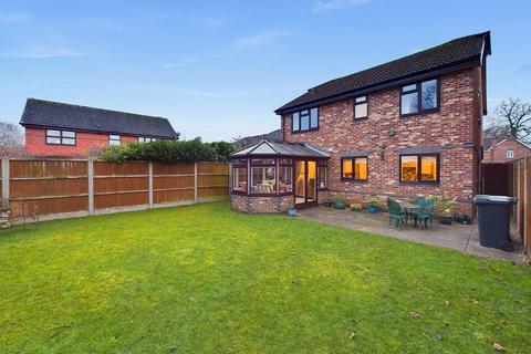 4 bedroom detached house for sale, Ostler Drive, Worcester, Worcestershire, WR2