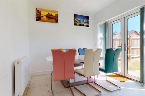 4 bedroom detached house for sale, Marion Crescent, Glebe Farm, Milton Keynes