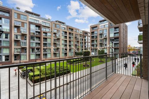 1 bedroom flat for sale, Lockside House, Chelsea Creek SW6