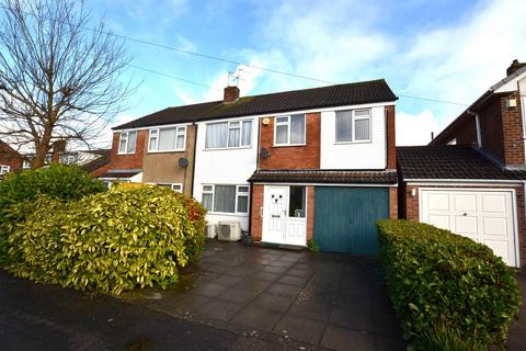 4 bedroom semi-detached house for sale, Priory Road, Loughborough LE11