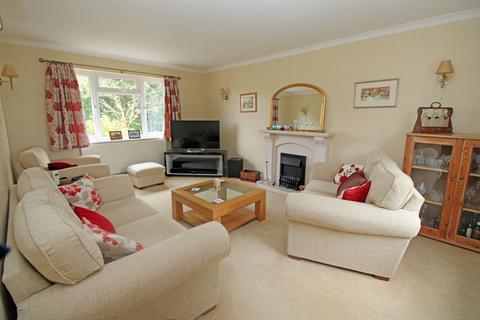 5 bedroom detached bungalow for sale, Sapley Lane, Overton RG25