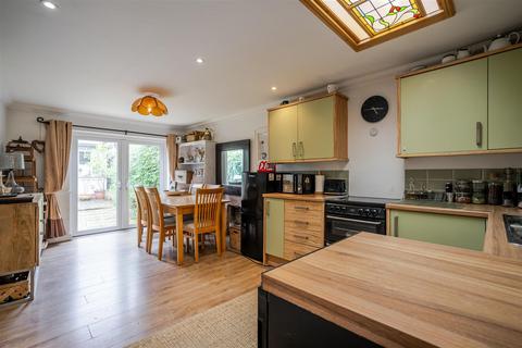 3 bedroom end of terrace house for sale, Bridge Road, Sunninghill