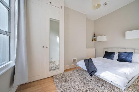 1 bedroom flat for sale, Cornwall Road, Stroud Green