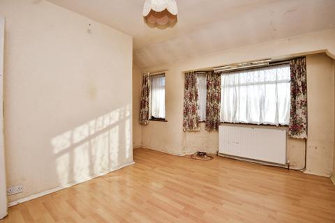 2 bedroom terraced house for sale, Mandeville Road, Northolt UB5