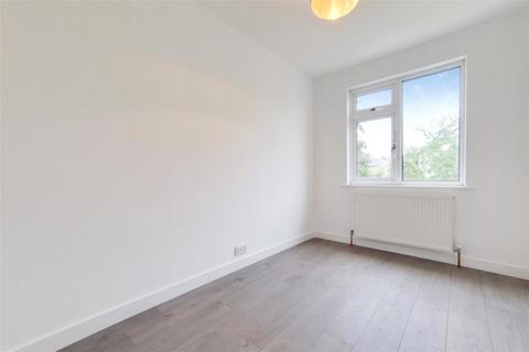 29 Hill Crescent, Surbiton, KT5 8DP