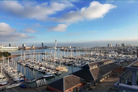 2 bedroom penthouse for sale, Galleon Place, Weevil Lane, Gosport, Hampshire, PO12