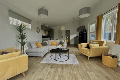 undefined, Aysgarth Lodges