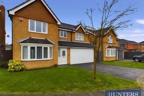 4 bedroom detached house for sale, Hambling Drive, Beverley, HU17 7DN