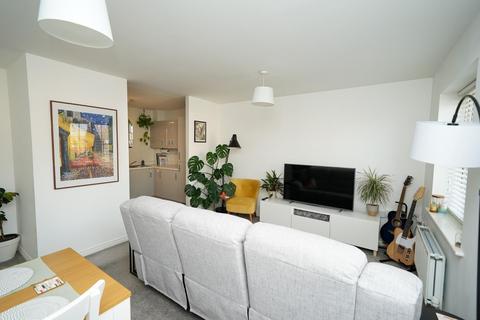 2 bedroom apartment for sale, Porus Piece, Leighton Buzzard