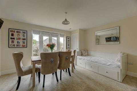 3 bedroom end of terrace house for sale, Bower Square, Knowle, B93