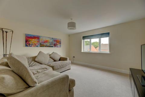 3 bedroom end of terrace house for sale, Bower Square, Knowle, B93