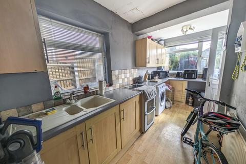 3 bedroom terraced house for sale, . DN2