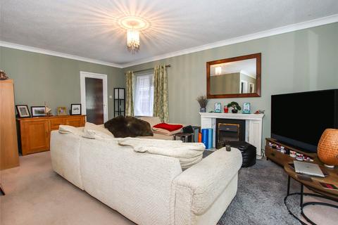 2 bedroom bungalow for sale, Harford Close, Pennington, Hampshire, SO41