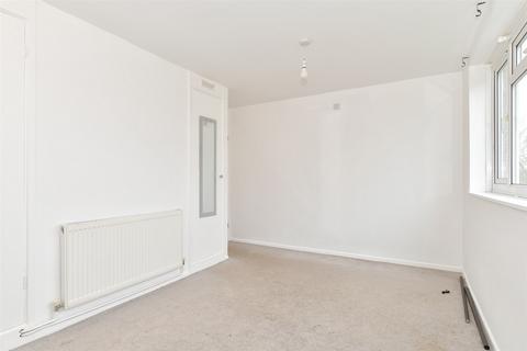 2 bedroom flat for sale, Lodge Hill Lane, Chattenden, Rochester, Kent