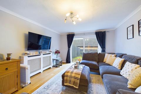 2 bedroom semi-detached house for sale, Lansdowne Way, High Wycombe, Buckinghamshire