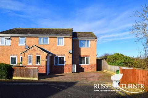 4 bedroom semi-detached house for sale, Aylmer Drive, King's Lynn PE34