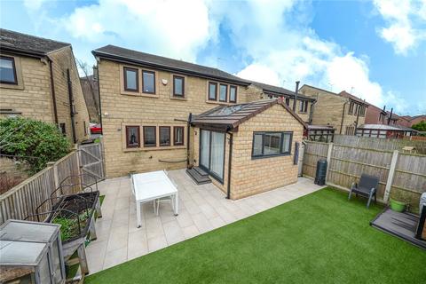 4 bedroom detached house for sale, Turton Green, Gildersome, Leeds