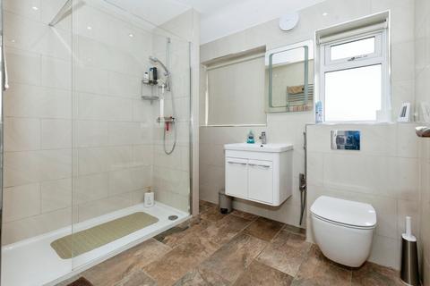 3 bedroom terraced house for sale, Berwick Avenue, Hayes UB4