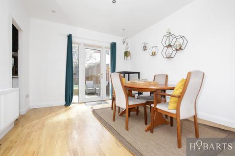 3 bedroom semi-detached house for sale, Tottenham, London N17