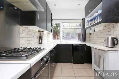 3 bedroom semi-detached house for sale, Tottenham, London N17