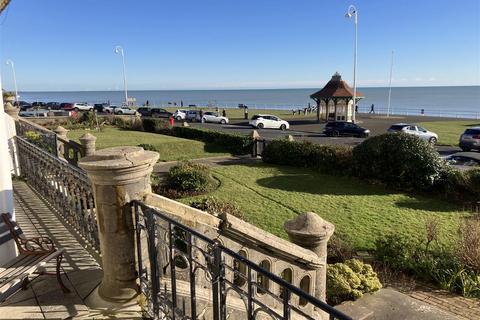 2 bedroom flat for sale, Knole Road, Bexhill-On-Sea