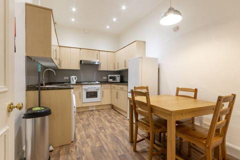 3 bedroom flat to rent, 0886L – Cornwall Street, Edinburgh, EH1 2EQ