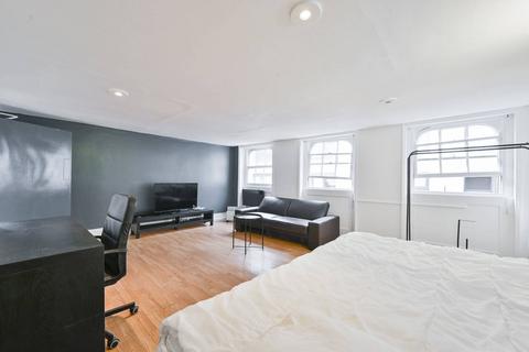 Studio to rent, Duke Street, Marylebone, London, W1U