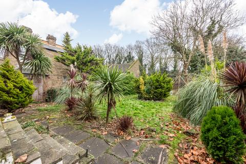 4 bedroom detached house for sale, Little Heath, Charlton, SE7