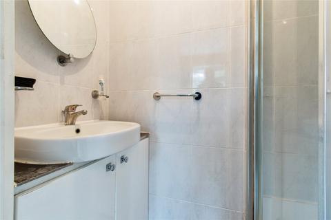 9 Turpin Way, Wallington, SM6 0SN