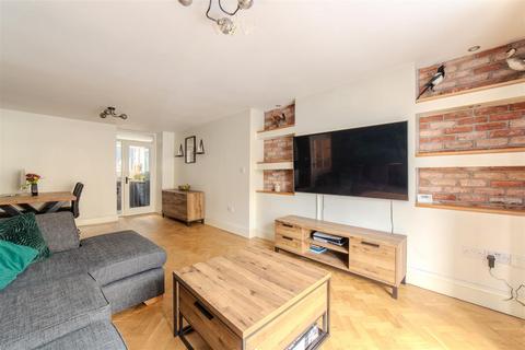 12 Fowler Street, Wainfelin, Pontypool, NP4 6DW