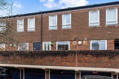 3 bedroom maisonette for sale, Singleton Close, Colliers Wood SW17