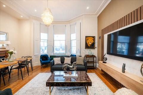 2 bedroom duplex for sale, Onslow Gardens, London